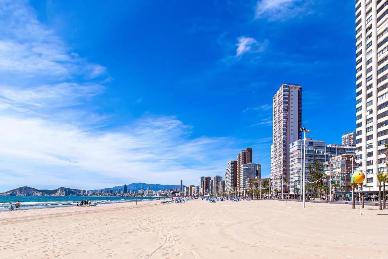 Virginia Levante Beach Apartments Benidorm Luaran gambar